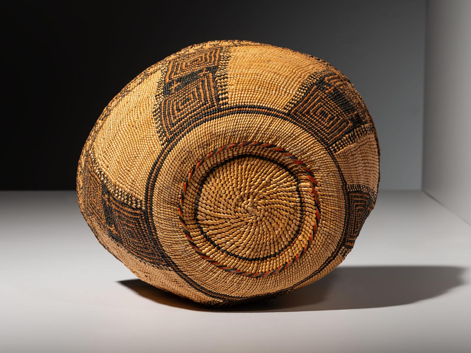 Skokomish Figural Basket, with Dogs