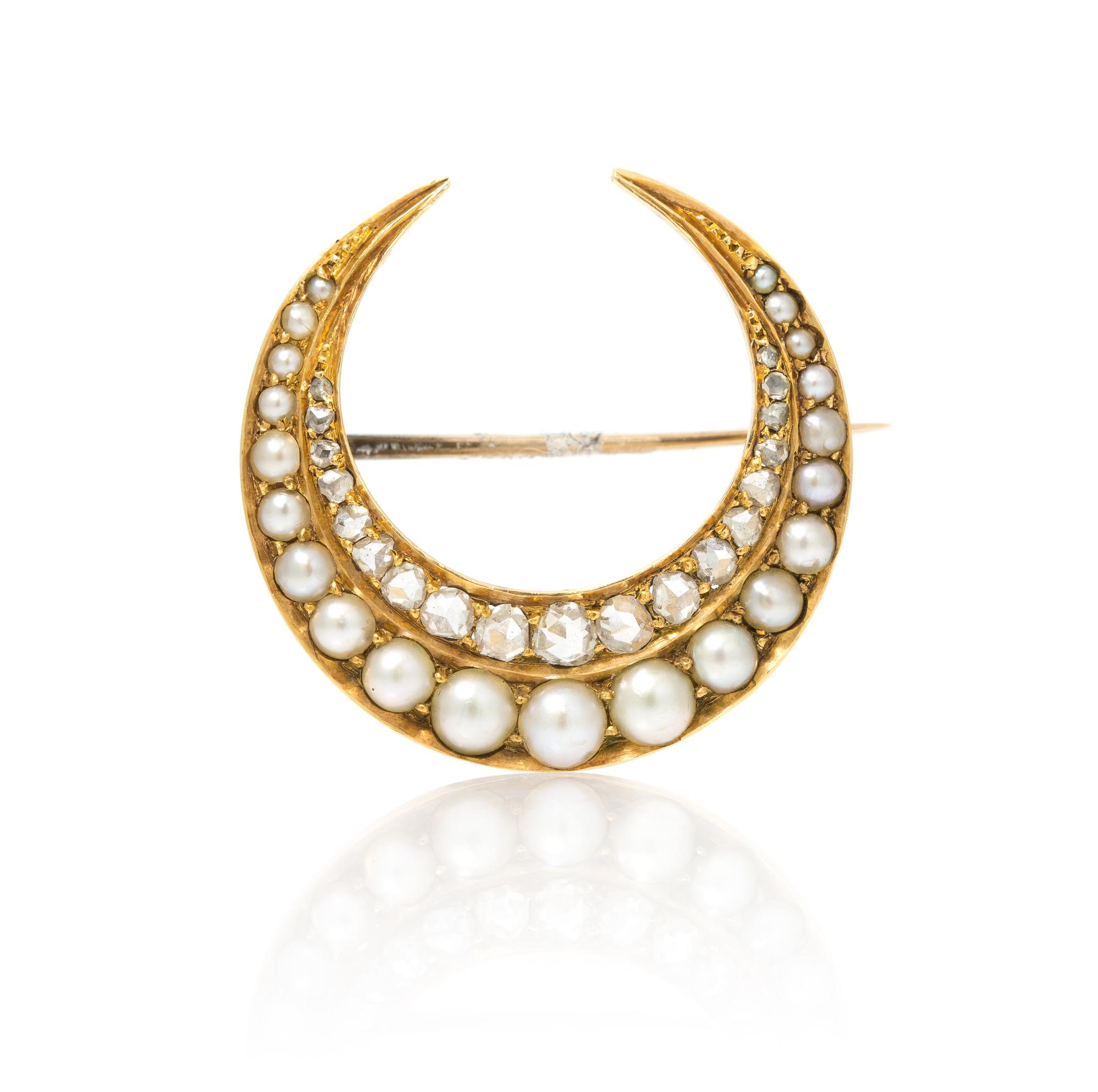 A Victorian Yellow Gold, Seed Pearl and Diamond Crescent Pendant/Brooch, 3.90 dwts.