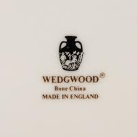An Extensive Wedgwood Candlelight Porcelain Dinner Service