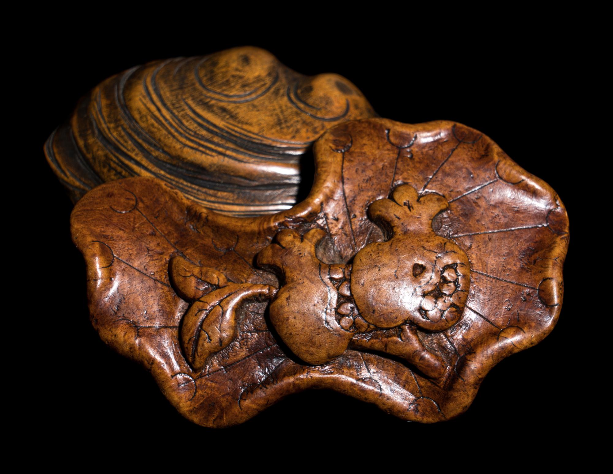 Two Small Chinese Boxwood Carvings