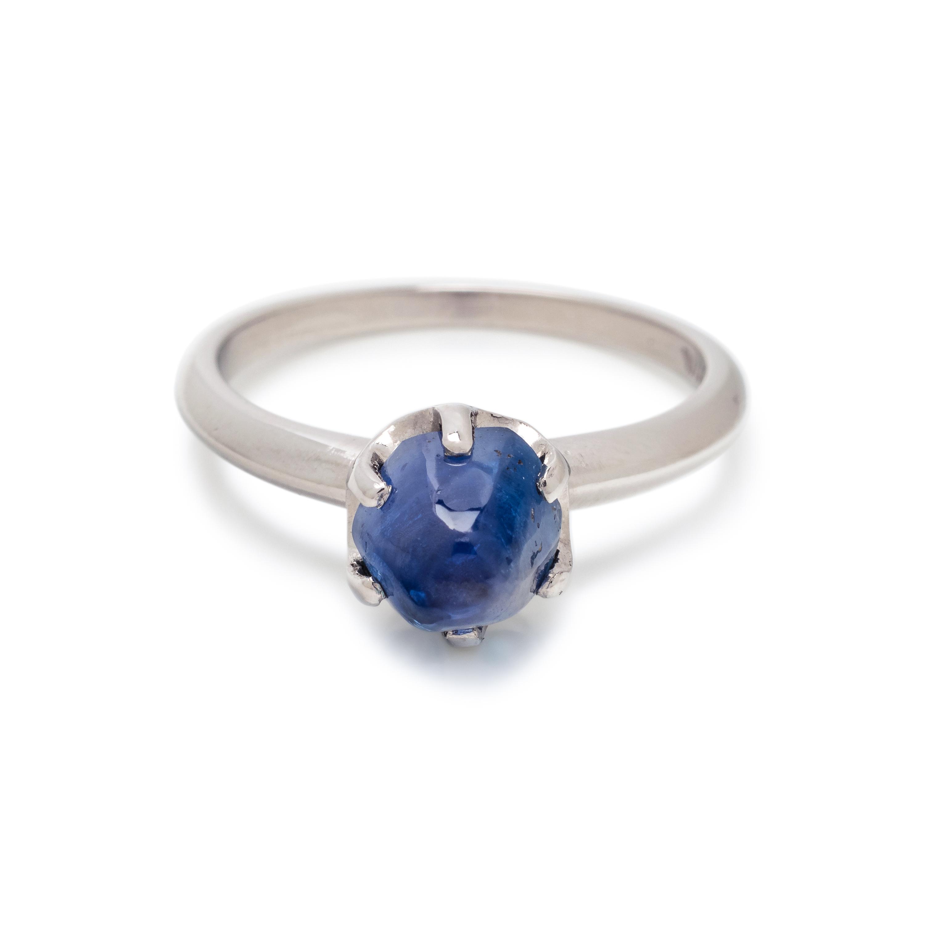 SAPPHIRE RING