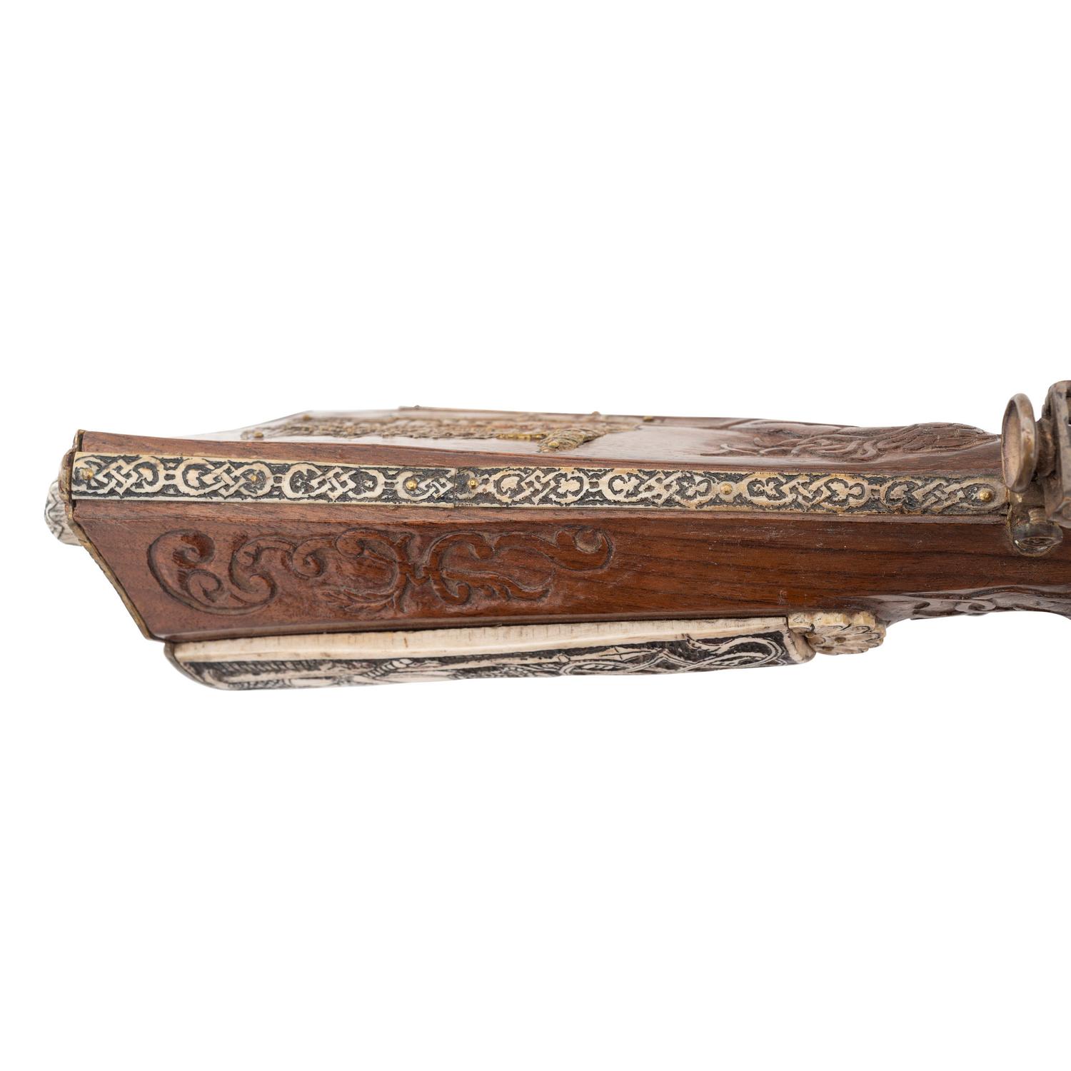 Contemporary Snaphaunce Rifle with Heidelberg Castle Motif