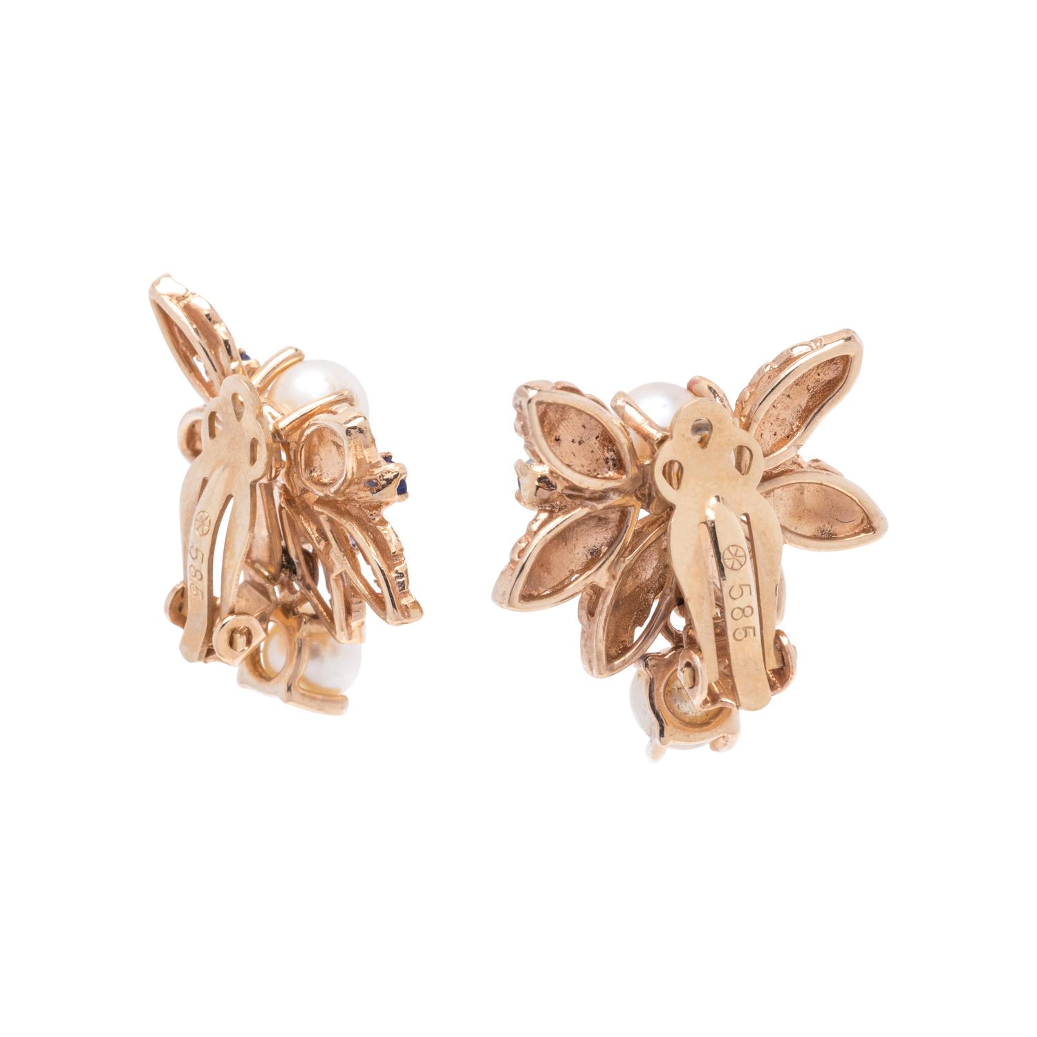 YELLOW GOLD, CULTURED PEARL AND SAPPHIRE EARCLIPS