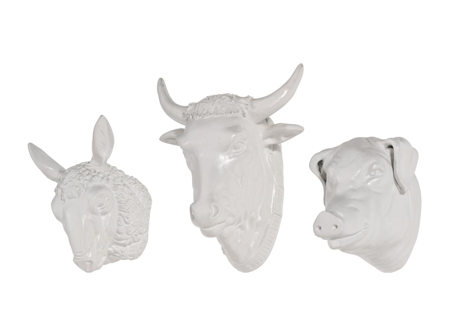 A Group of Three Ceramic Butcher's Shop Shoulder Mounts