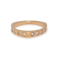 YELLOW GOLD AND DIAMOND RING