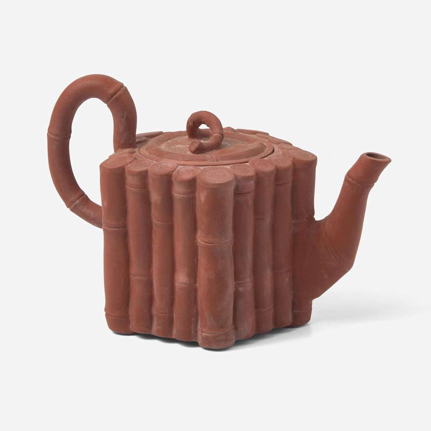 A Wedgwood Rosso Antico Teapot UK, 1780s