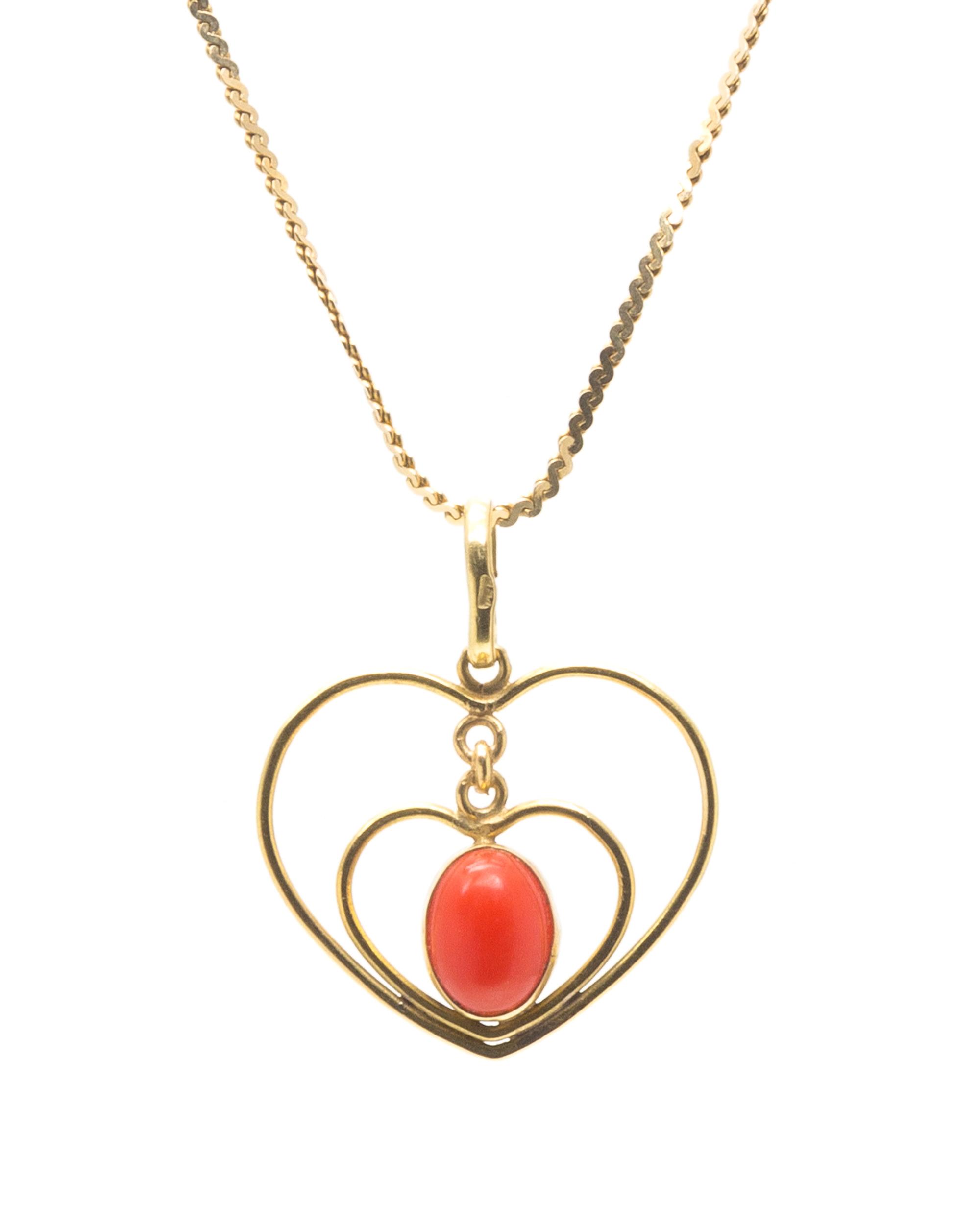 A 14 Karat Yellow Gold and Coral Heart Motif Necklace, 2.50 dwts.