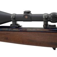 *Weatherby Mark V Deluxe in .300 Wby. Mag. with Leupold Scope