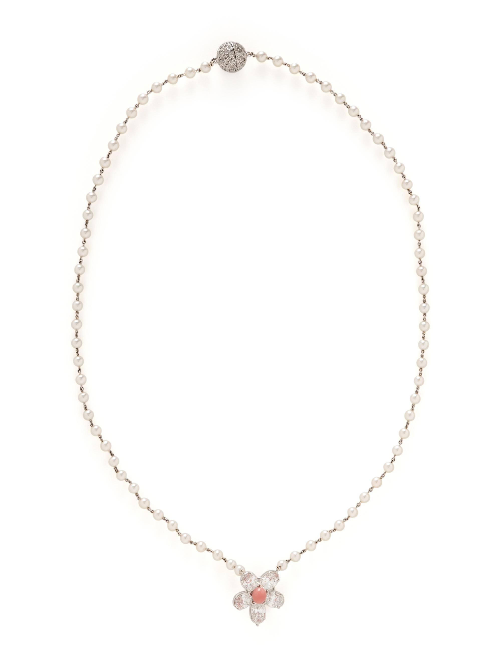 DIAMOND, CULTURED PEARL, AND CONCH PEARL NECKLACE