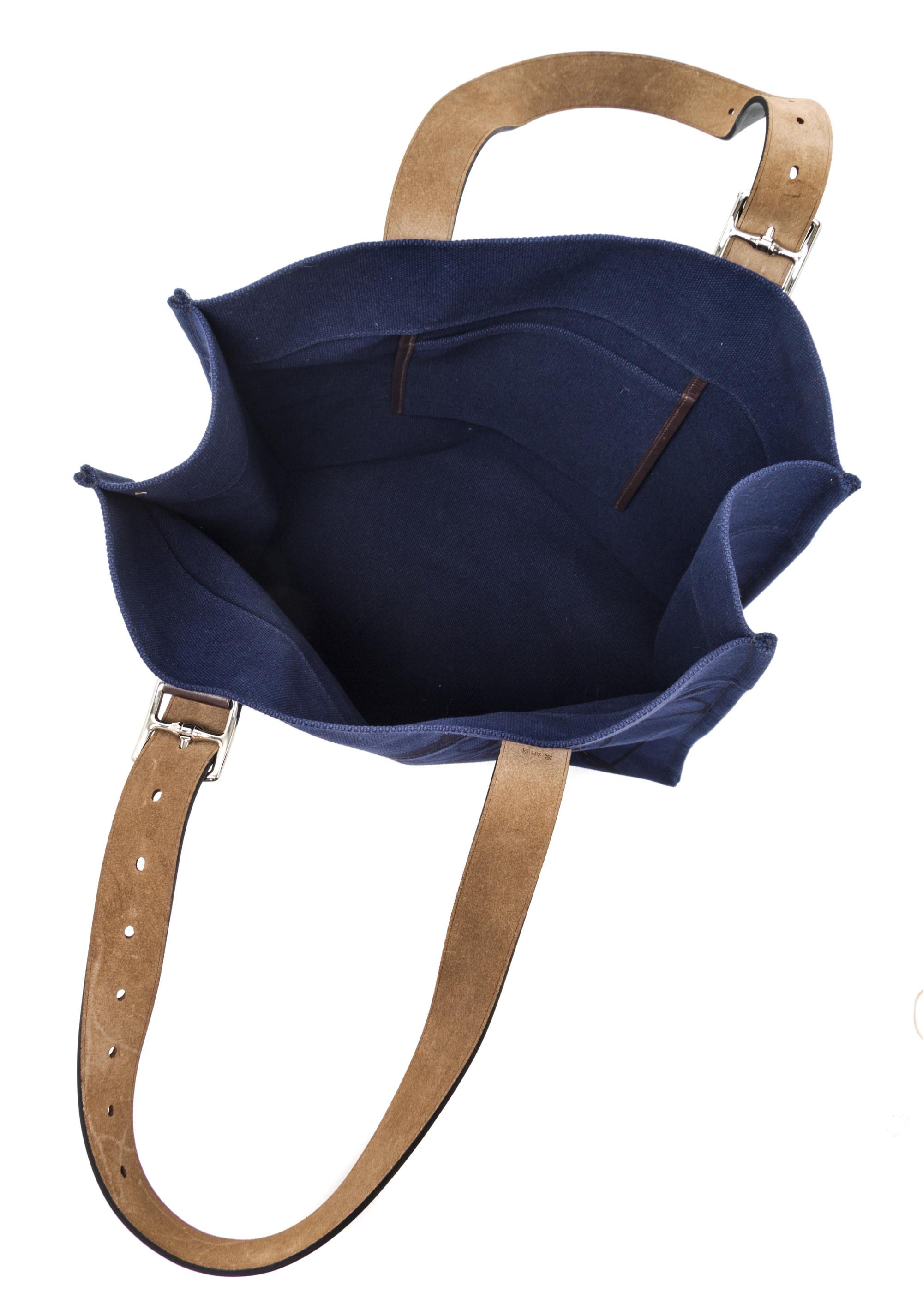 An Hermes Navy Etriviere Shopping Tote, 16" x 17" x 6".
