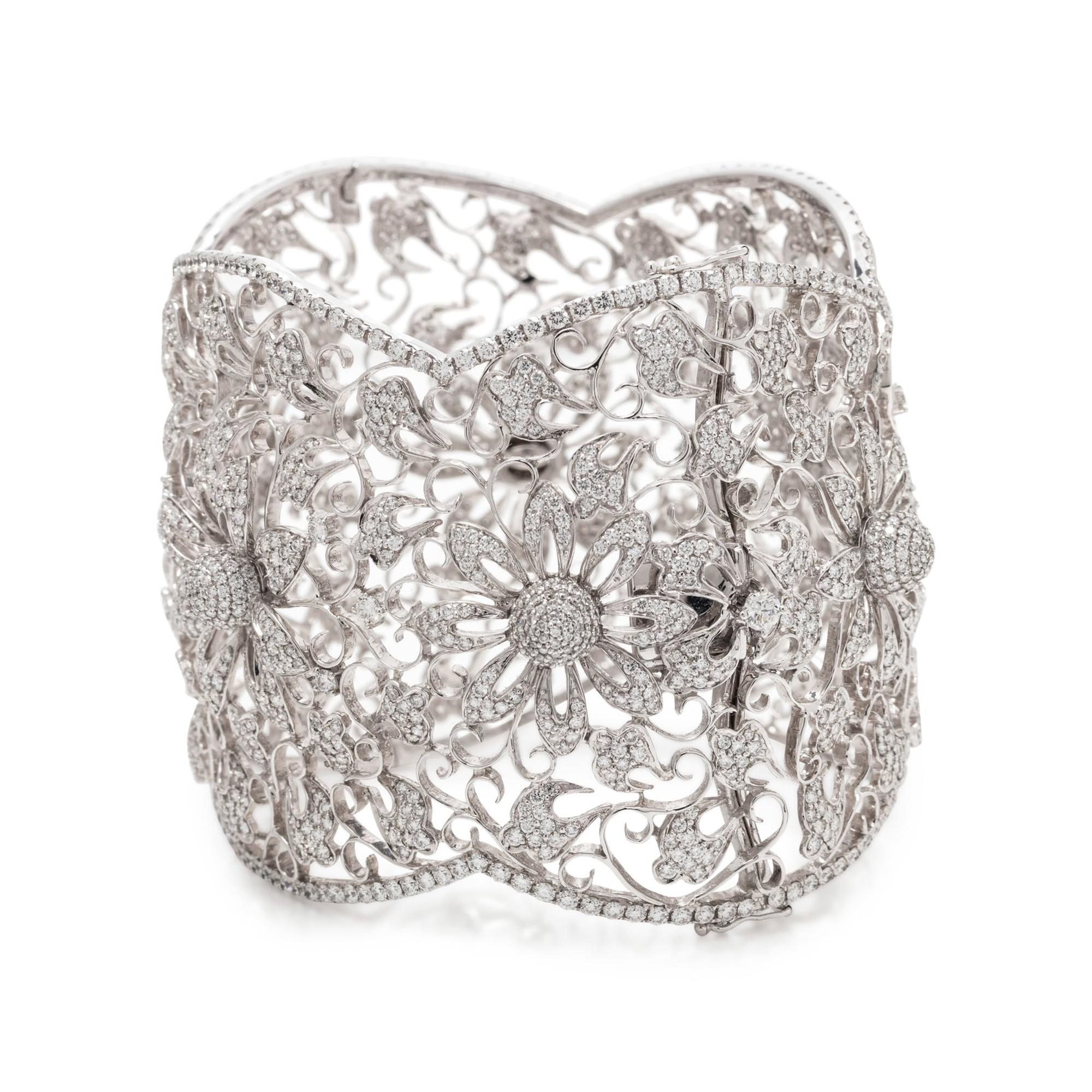 DIAMOND BANGLE BRACELET