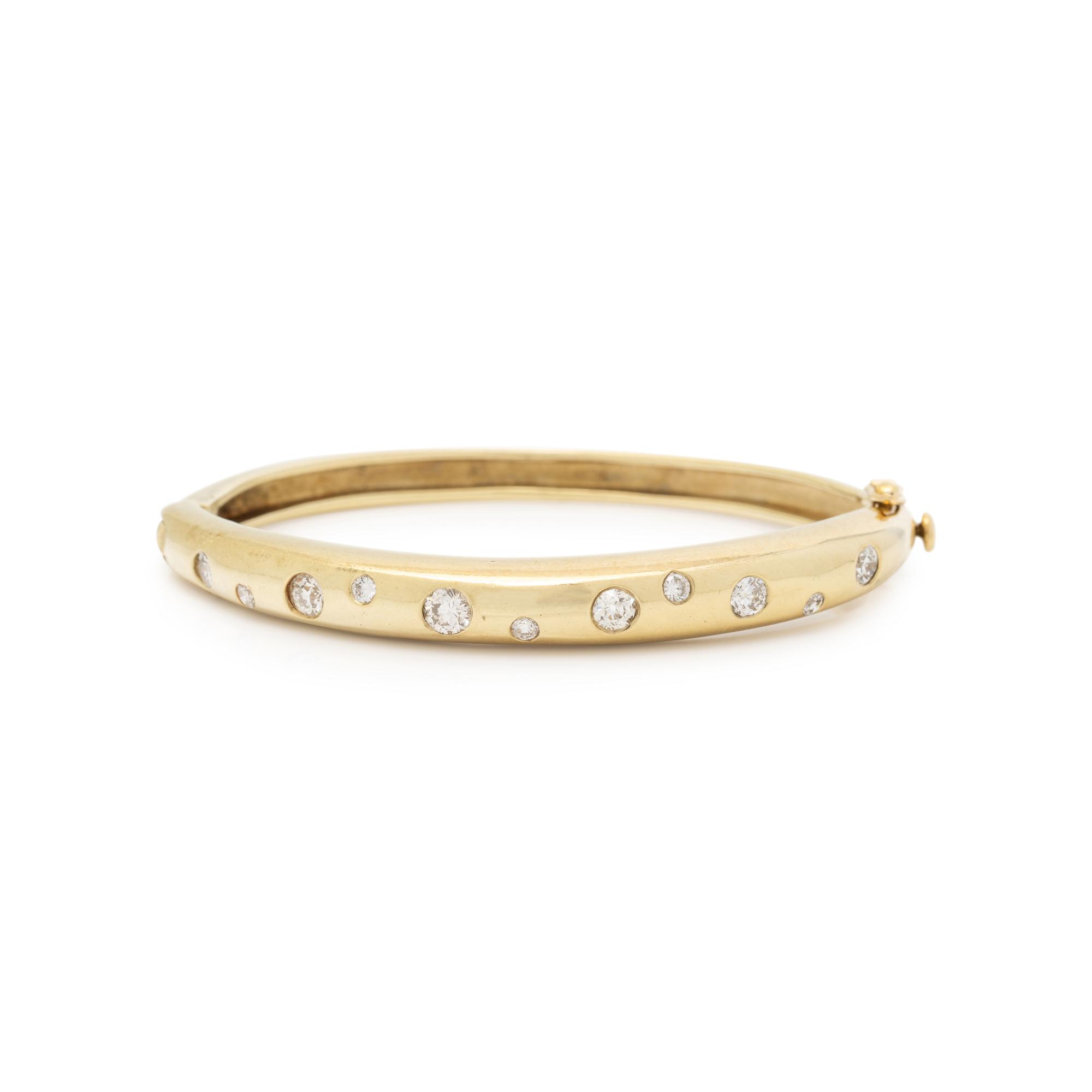 YELLOW GOLD AND DIAMOND BANGLE BRACELET