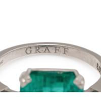 GRAFF, COLOMBIAN EMERALD AND DIAMOND RING