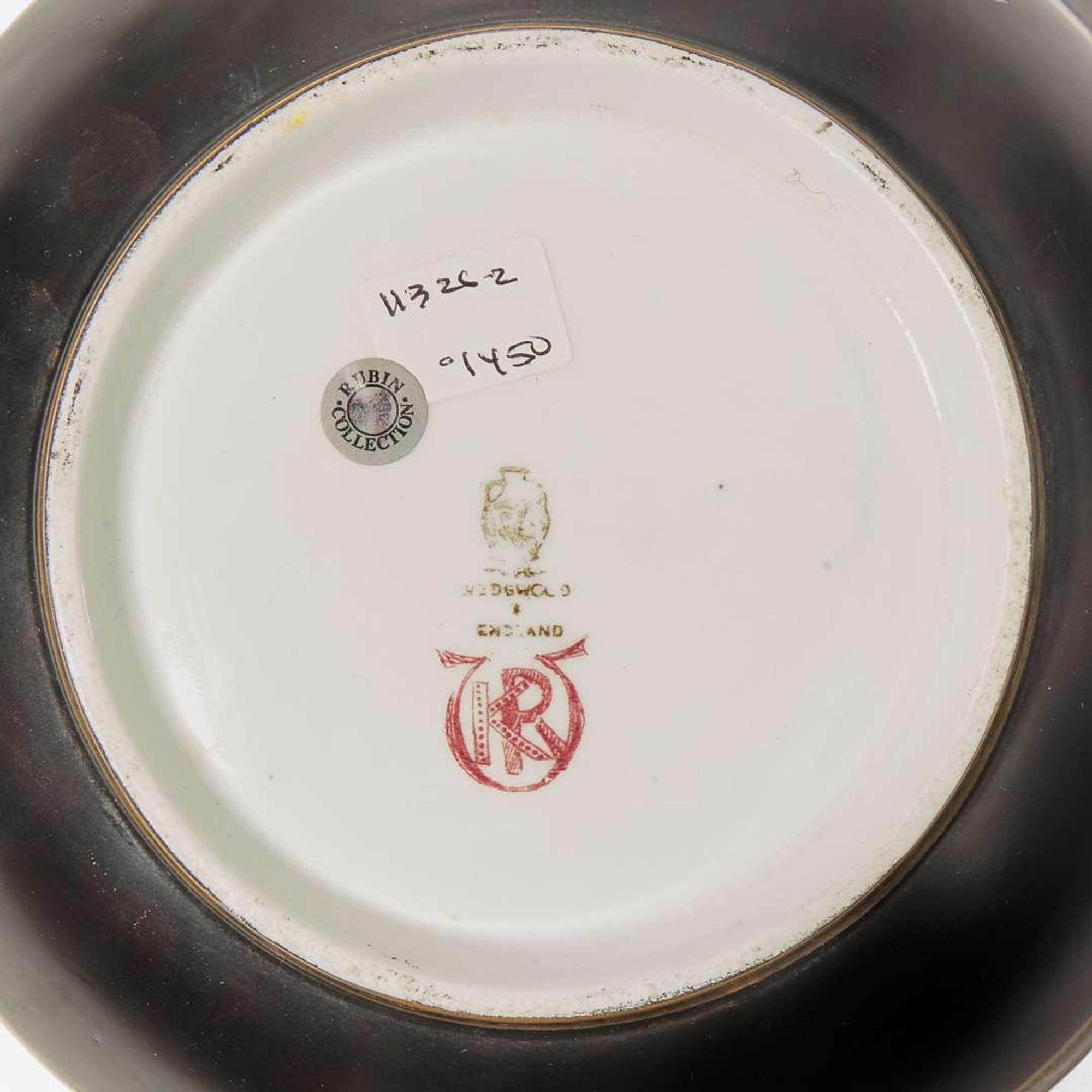 A Wedgwood "Celtic" Lustreware Bowl UK, circa 1920