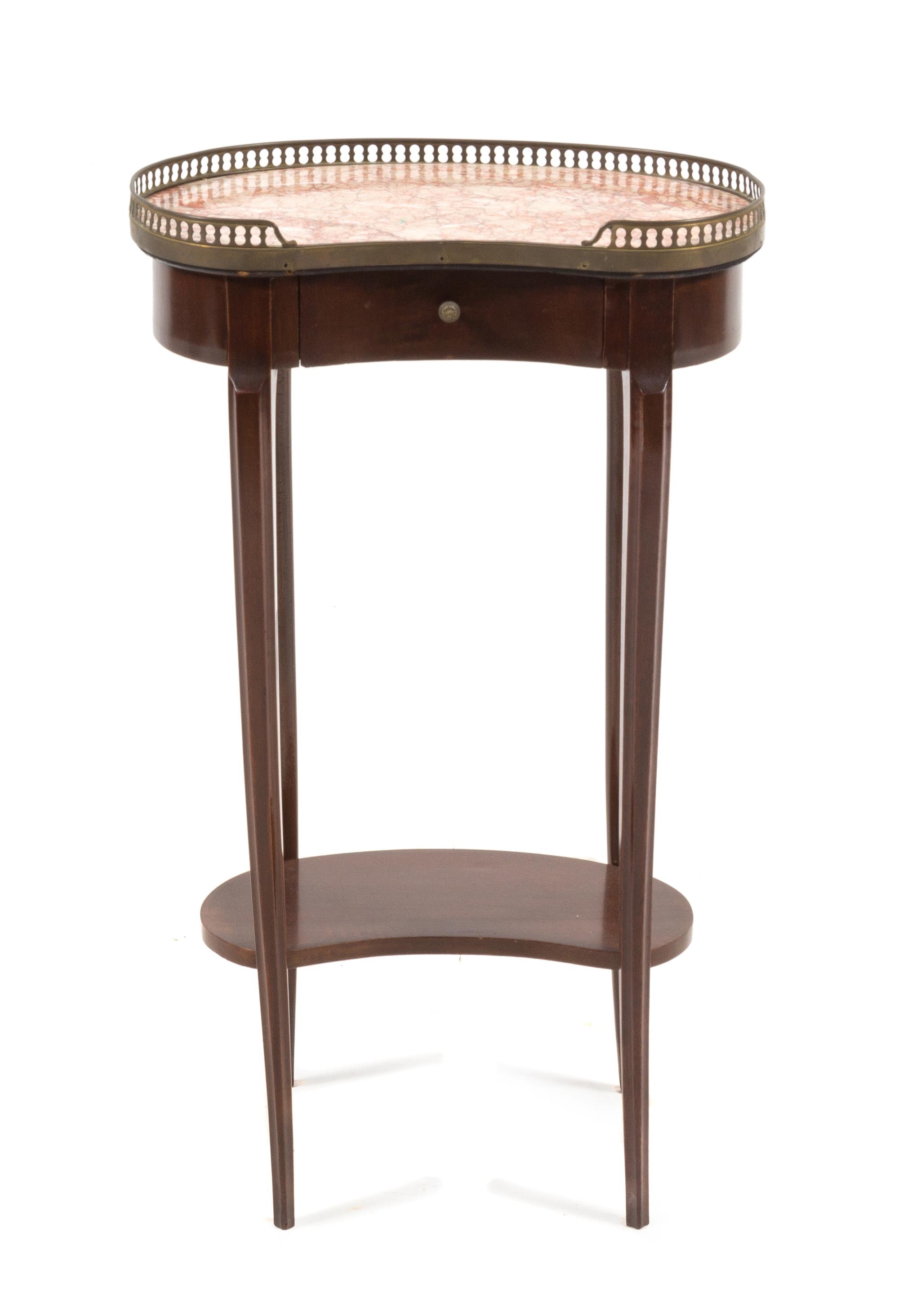 A Louis XVI Style Reniform Side Table Height 29 1/2 x width 17 1/4 x depth 10 1/2 inches. — EARLY 20TH CENTURY