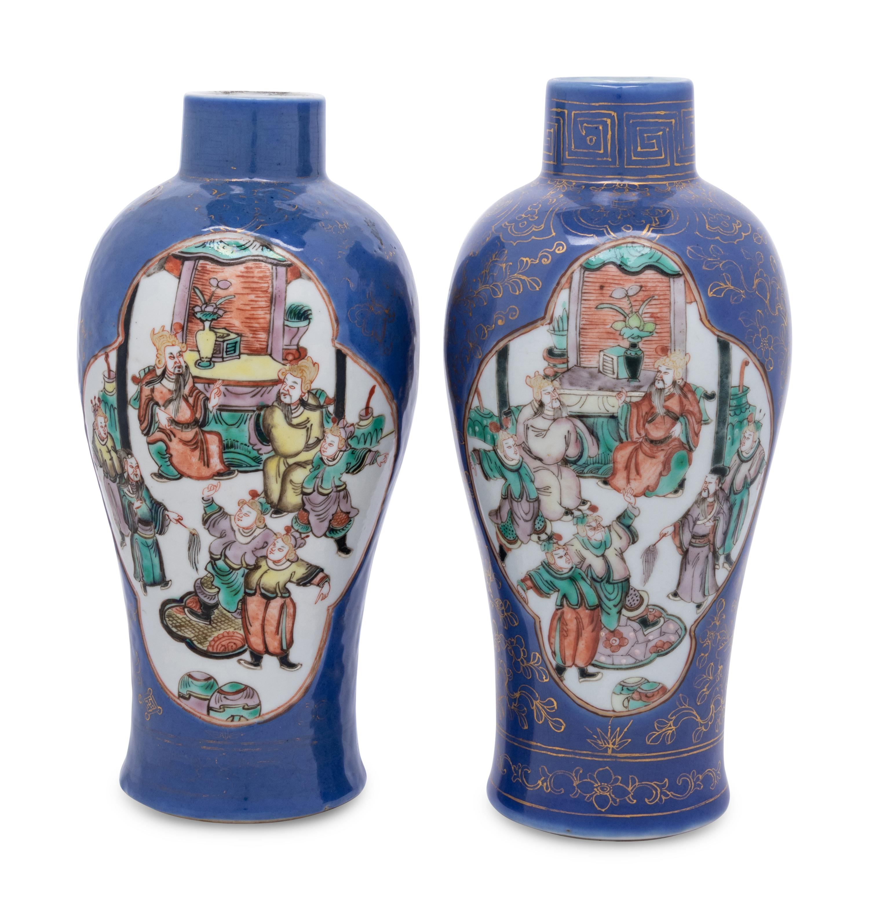 A Pair of Chinese Export Porcelain Vases