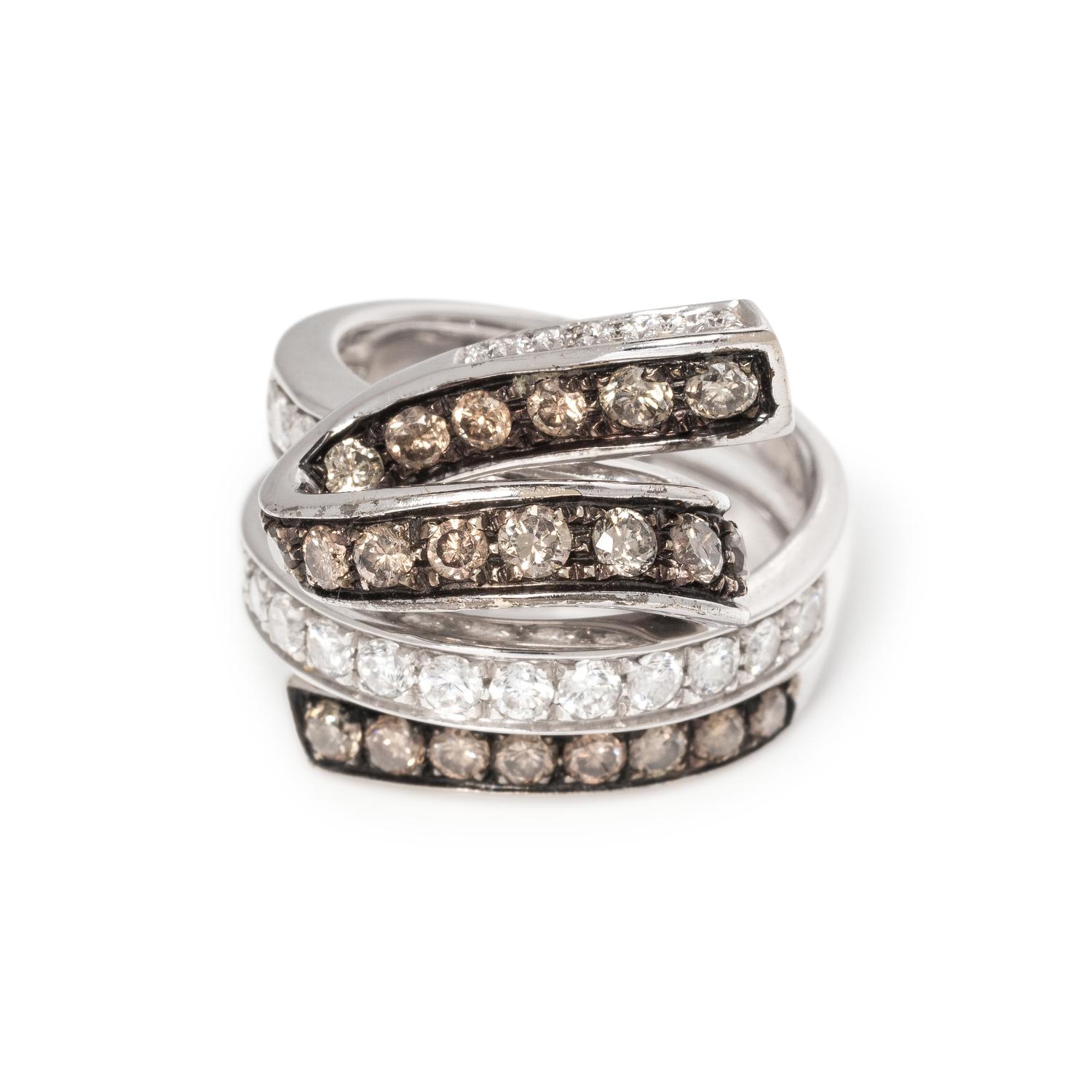 DIAMOND AND COLORED DIAMOND RING