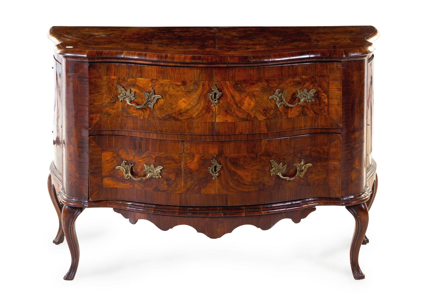 An Italian Burlwood Commode