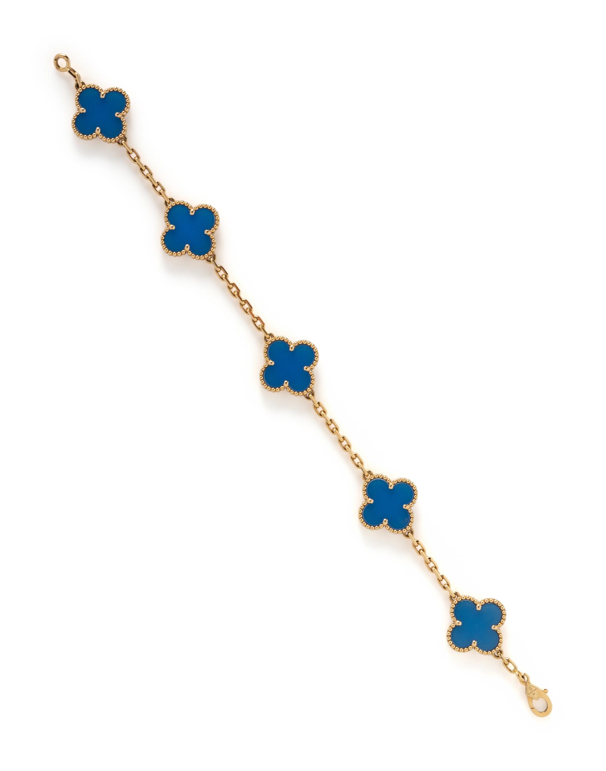 VAN CLEEF & ARPELS, YELLOW GOLD AND BLUE AGATE 'VINTAGE ALHAMBRA' BRACELET