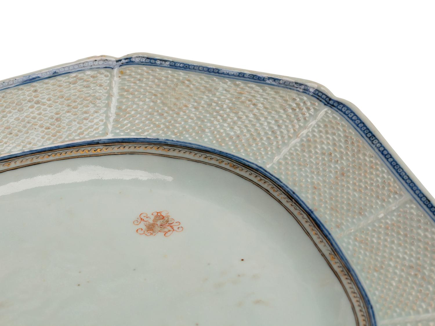 A Chinese Export Porcelain Tureen, Cover and Stand — 19TH CENTURY