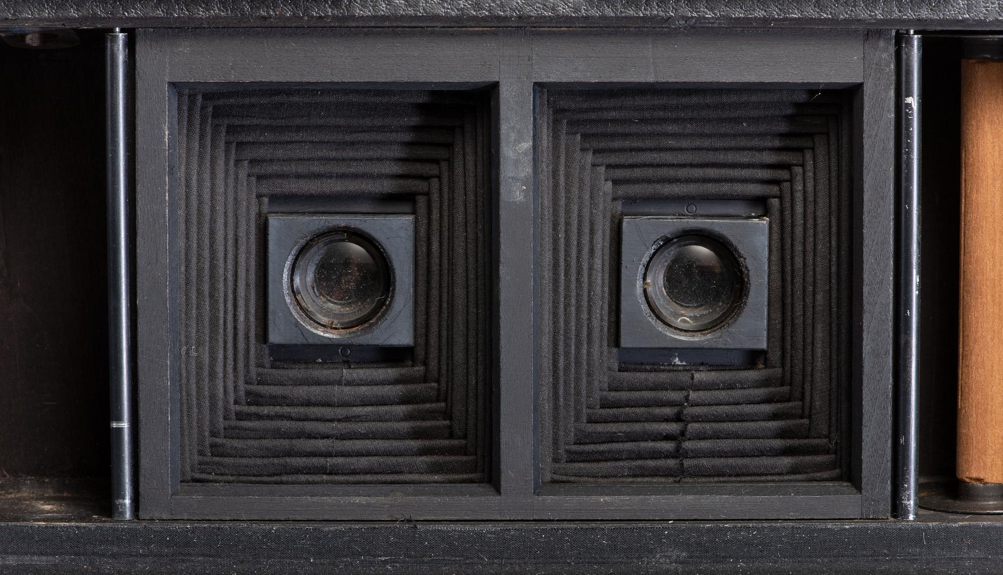 [EARLY PHOTOGRAPHY]. Eastman Kodak Co., No. 2 Stereo Brownie camera with stereo self-transposing printer. Rochester, NY, ca 1905-1910.