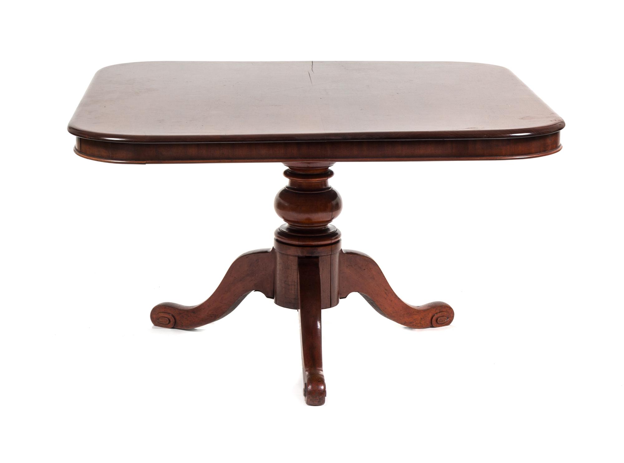A Georgian Style Mahogany Breakfast Table Height 29 x width 53 x depth 48 1/2 inches. — 20TH CENTURY