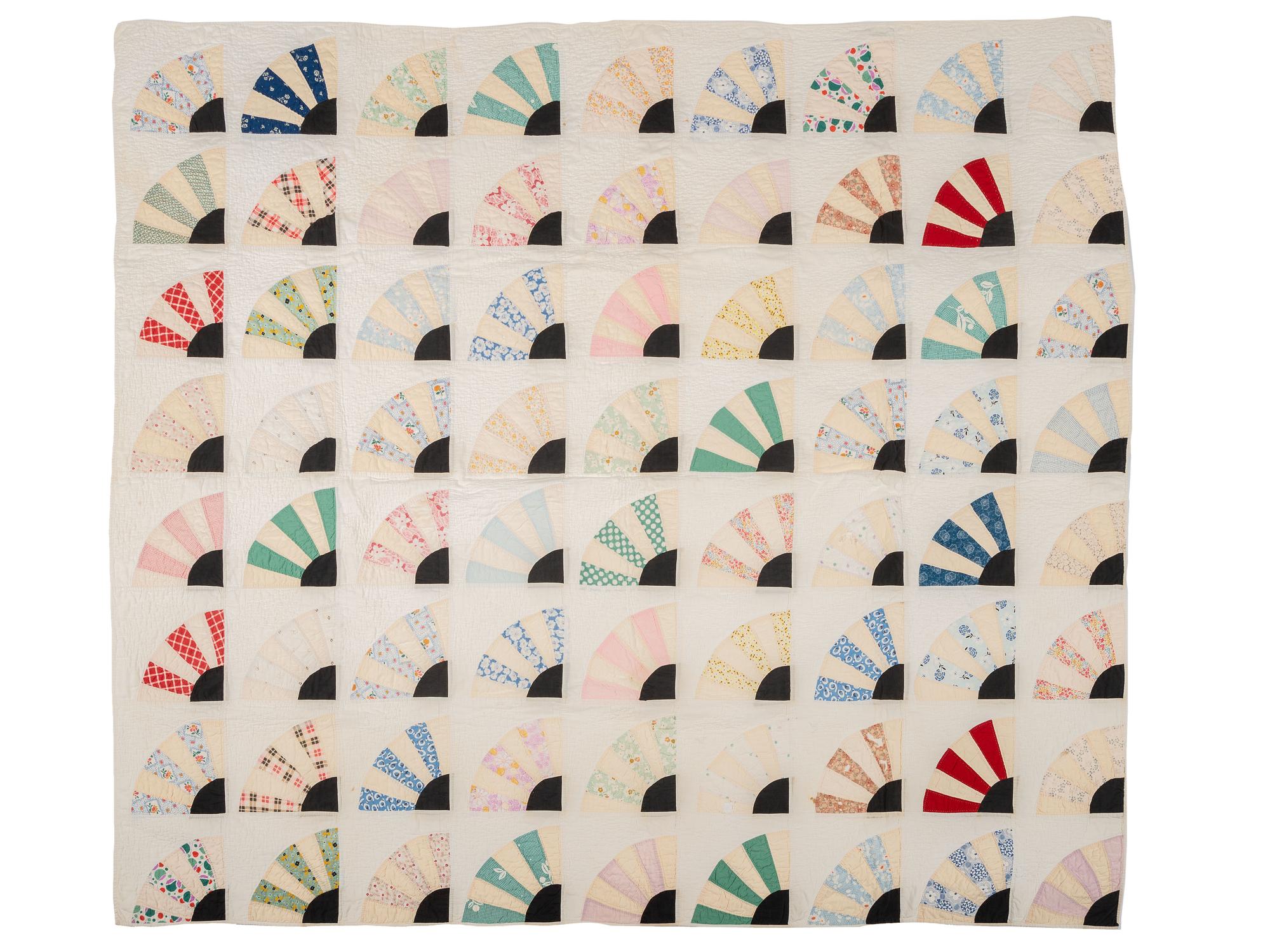 A Fan or Rising Sun Pattern Pieced Cotton Quilt