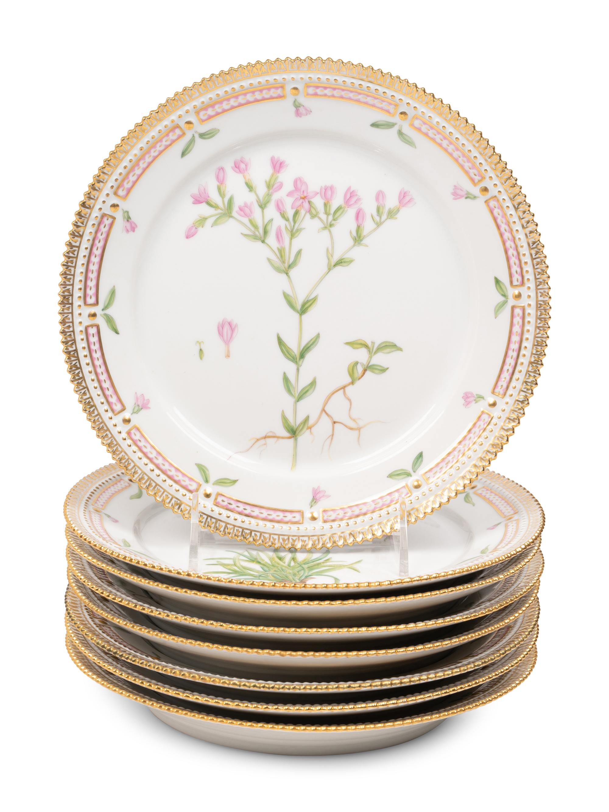 A Set of Eight Royal Copenhagen Flora Danica Porcelain Luncheon Plates