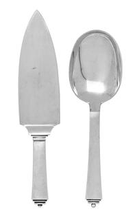 Two Danish Silver Flatware Servers, Georg Jensen Silversmithy, Copenhagen, 1945-77, Pyramid pattern, comprising a pie server and a berr