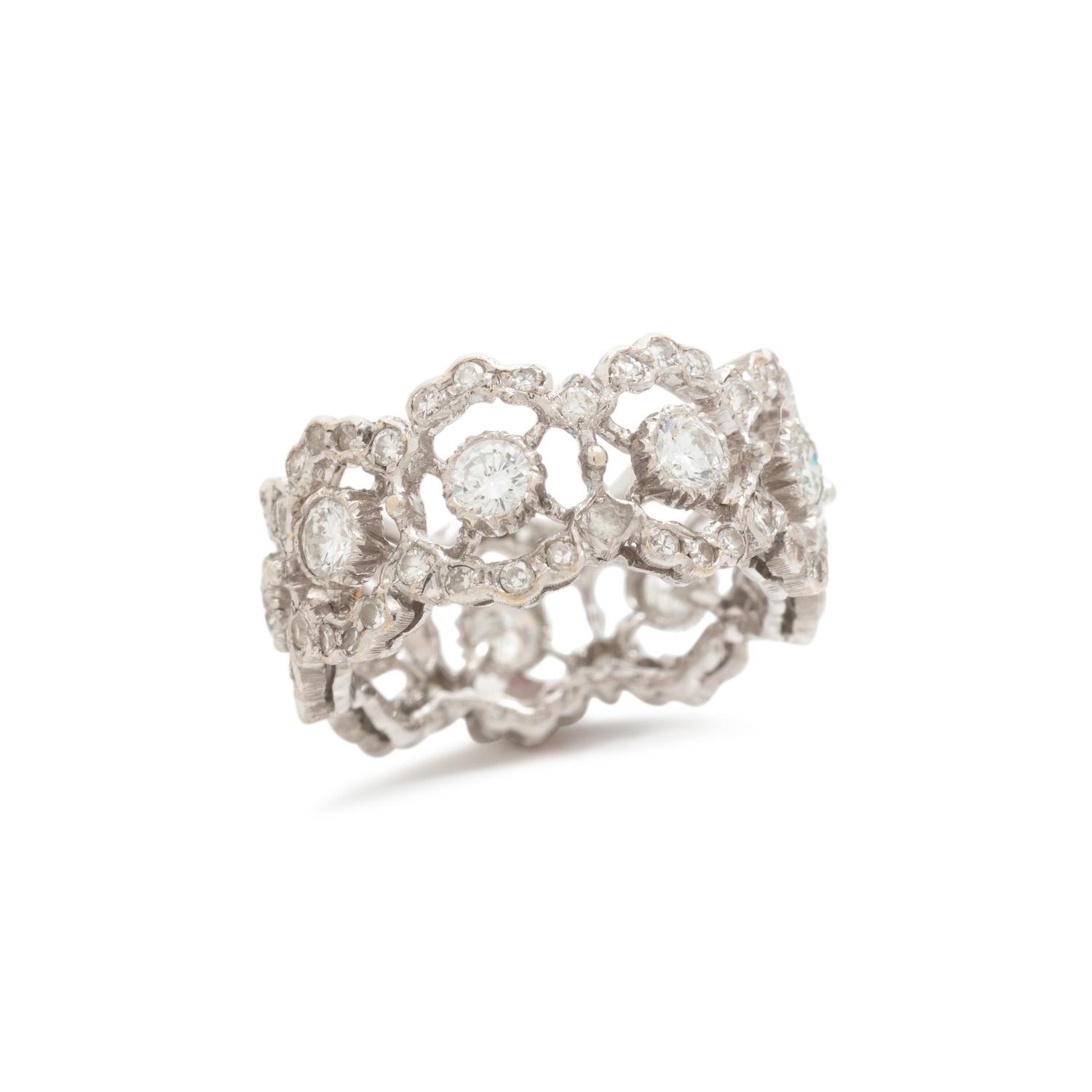 BUCCELLATI, WHITE GOLD AND DIAMOND RING