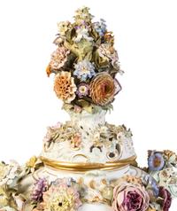 A Meissen Porcelain Potpourri Urn, Cover and Stand
