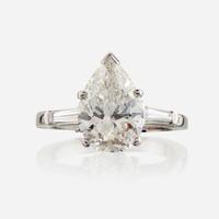 A diamond solitaire