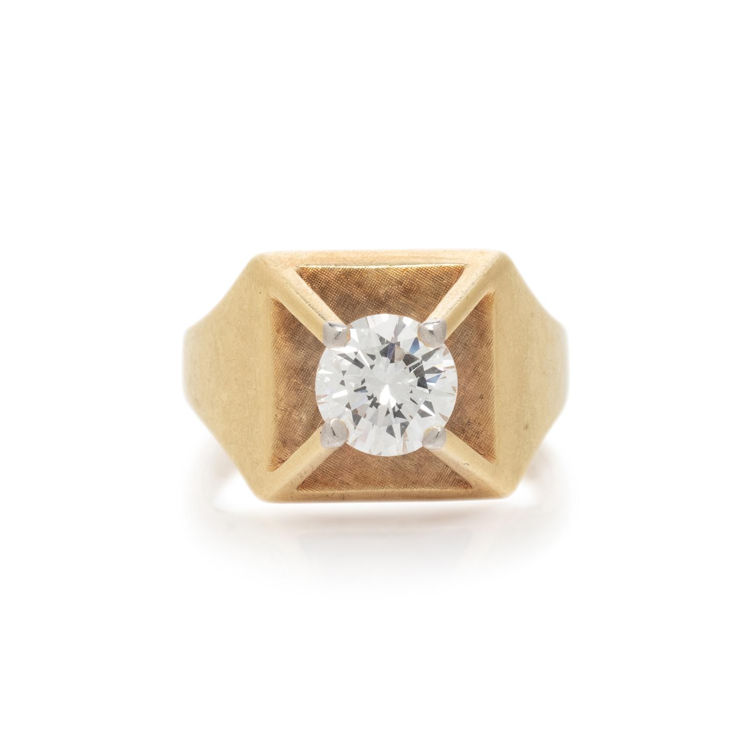 DIAMOND RING