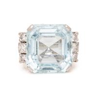 AQUAMARINE AND DIAMOND RING