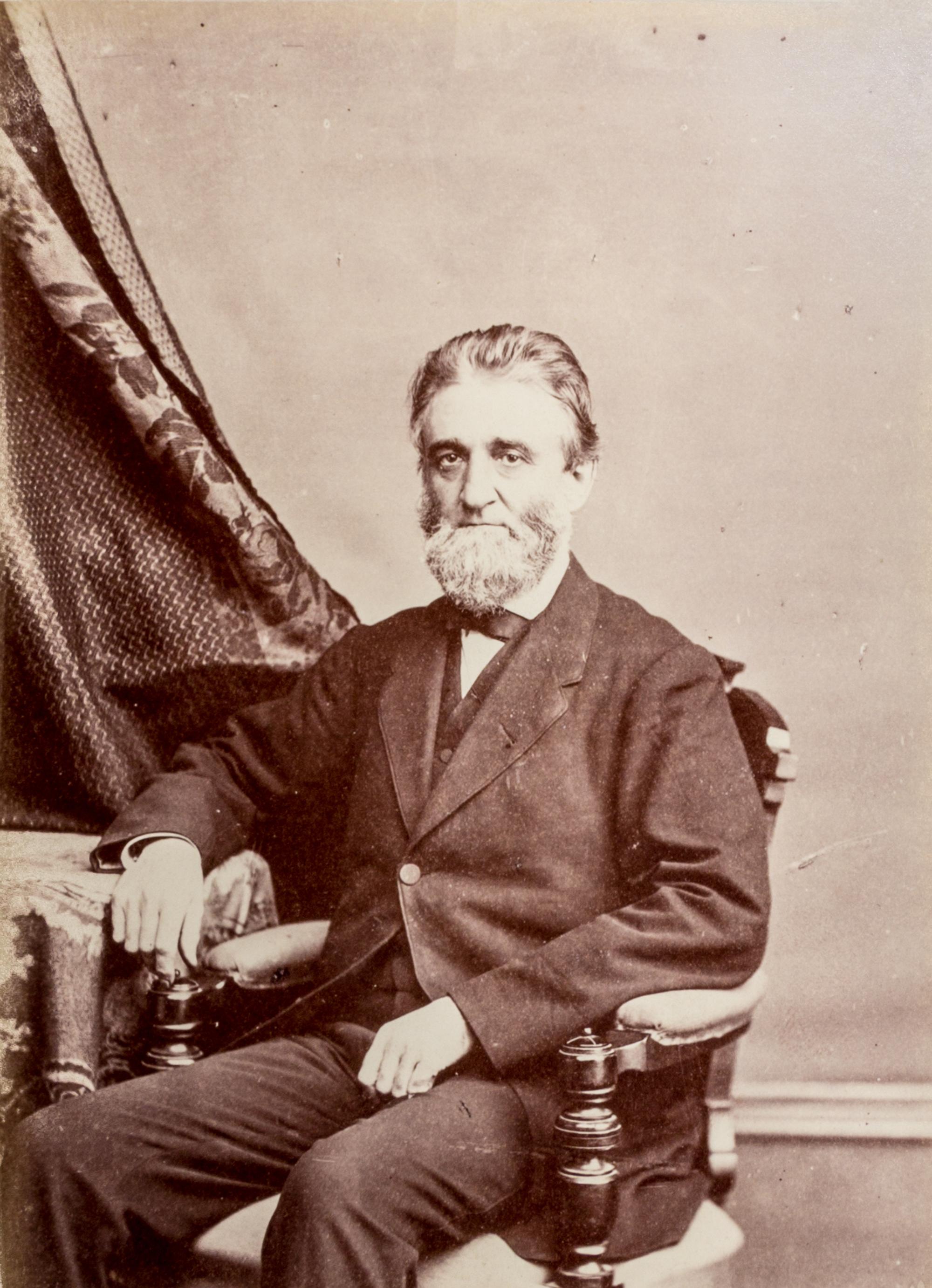 (CHICAGO) CARBUTT, JOHN, Biographical sketches of the leading men of Chicago. Photographically illustrated. 1876. Expnded edition.