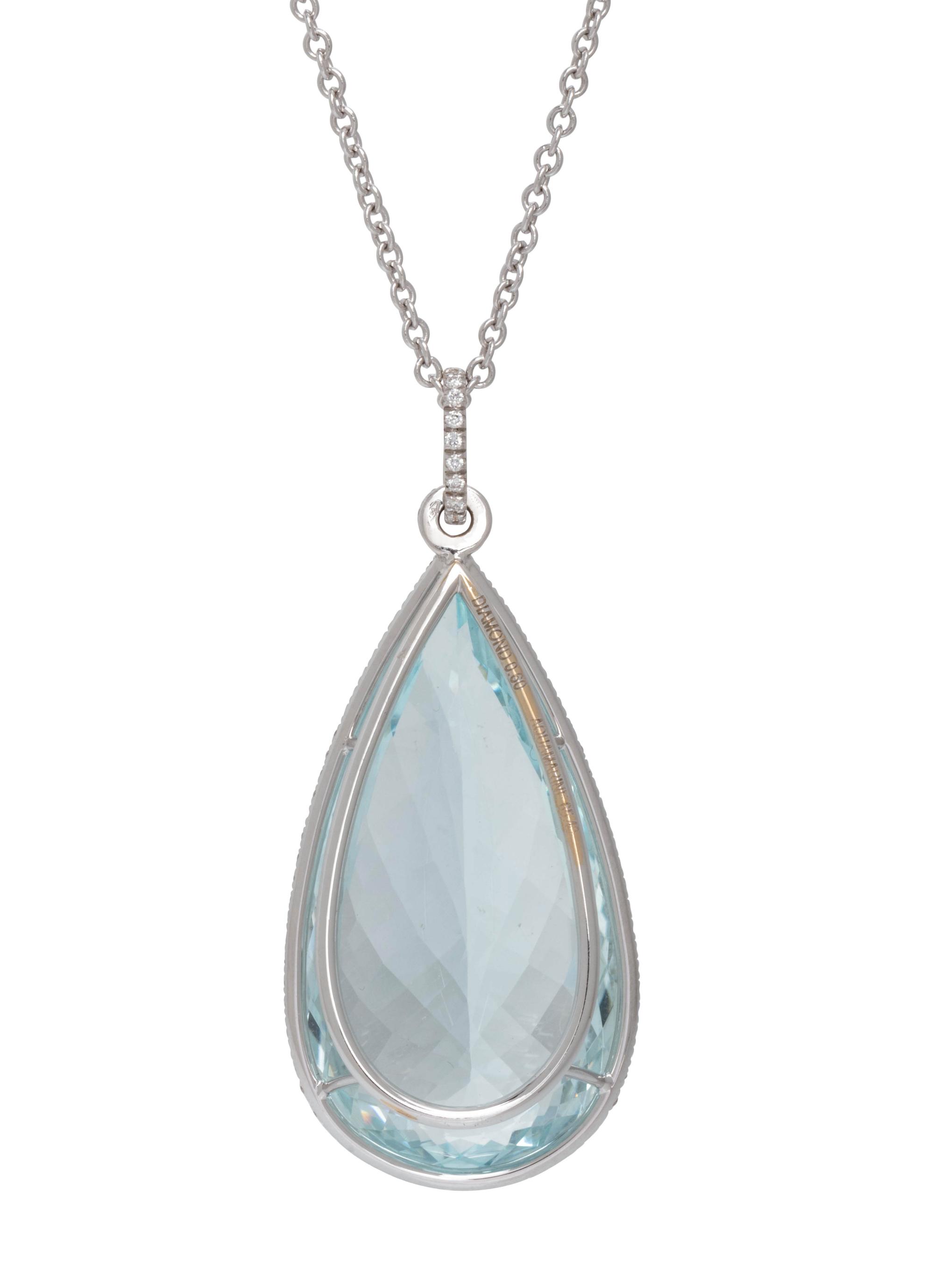 AQUAMARINE AND DIAMOND PENDANT/NECKLACE