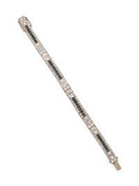 ART DECO, DIAMOND AND SAPPHIRE BRACELET