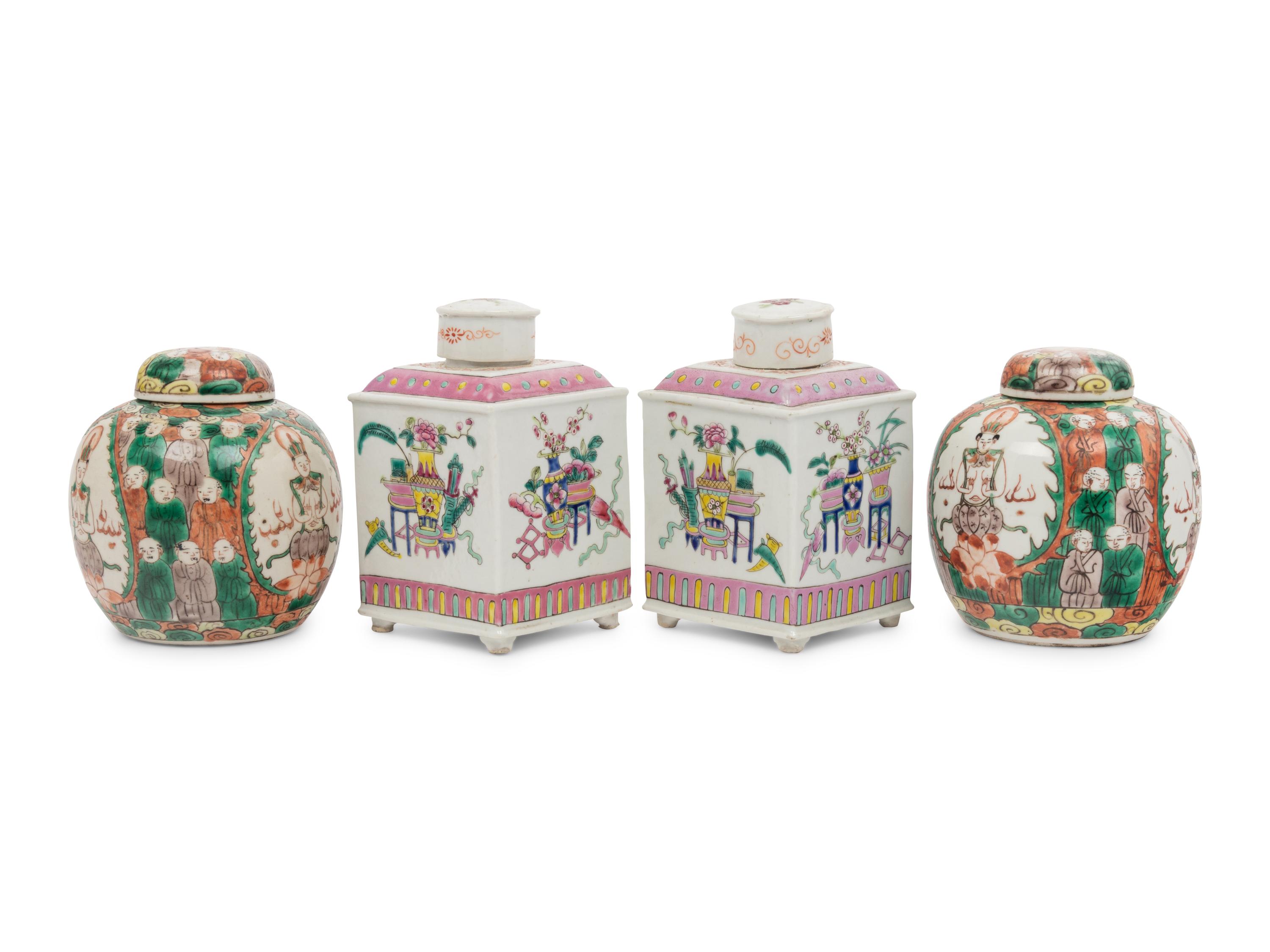 Two Pairs of Chinese Porcelain Covered Jars