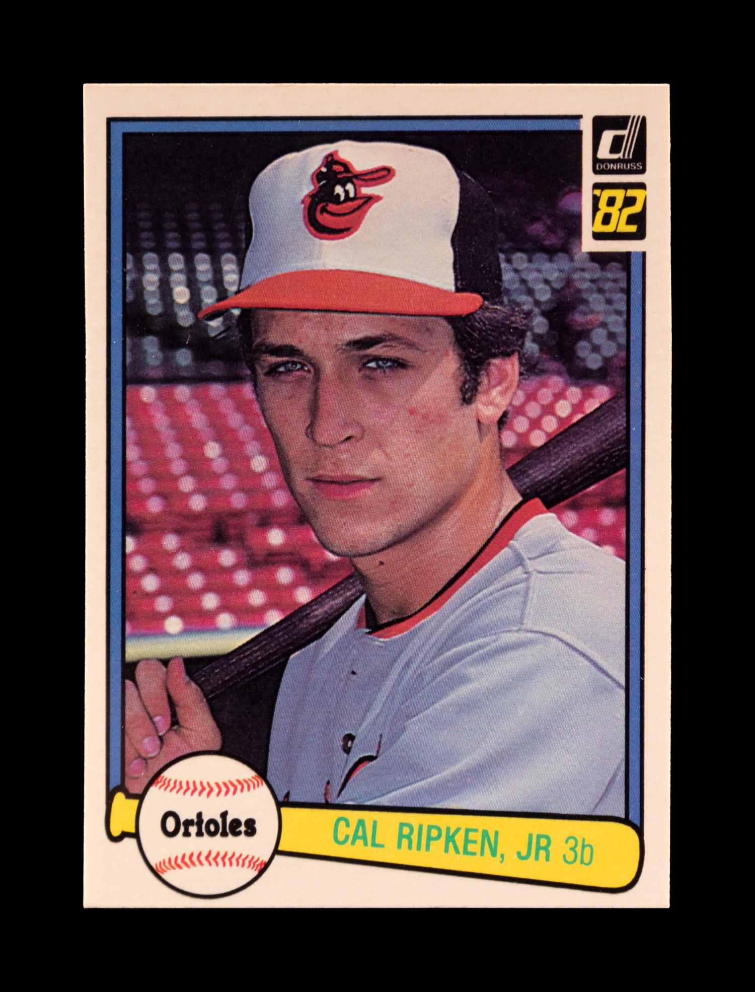 A Group of 22 Hall of Fame and Star Rookie Baseball Cards Including Cal Ripken Jr., Rickey Henderson and Ken Griffey Jr.,