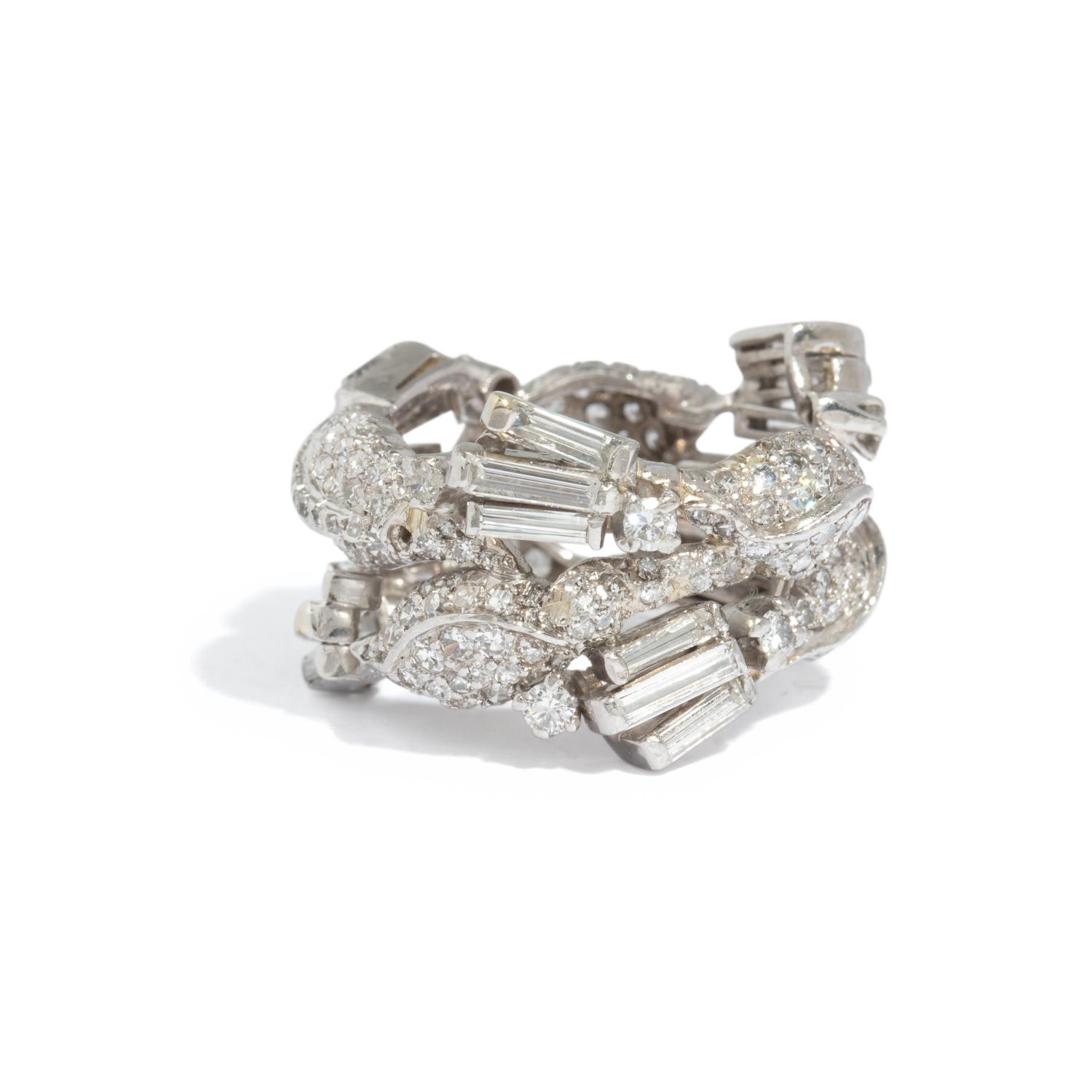 PLATINUM AND DIAMOND FLORAL MOTIF RING