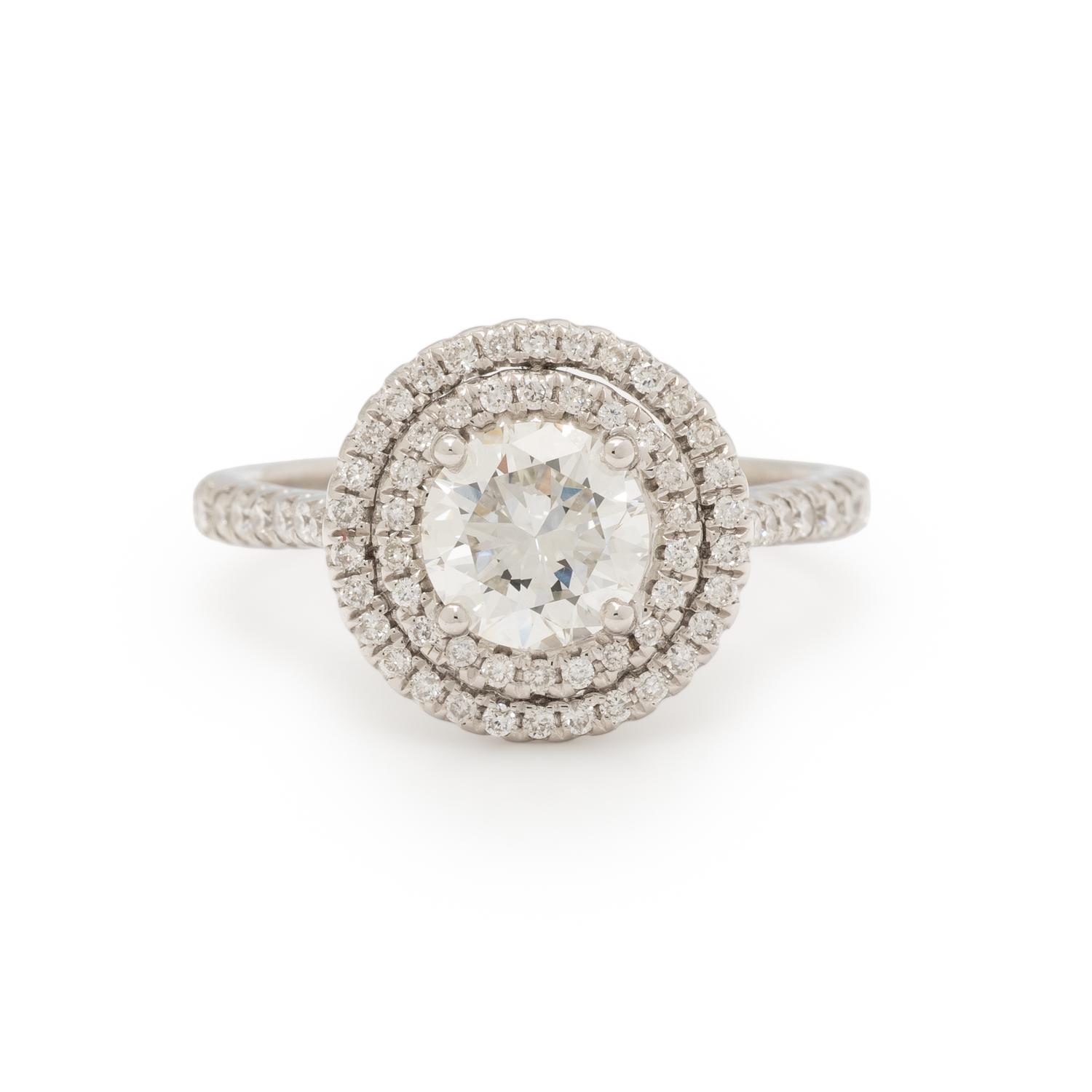 DIAMOND AND WHITE GOLD RING
