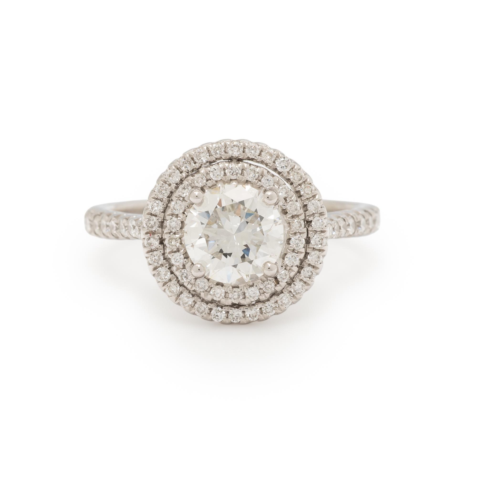 DIAMOND AND WHITE GOLD RING