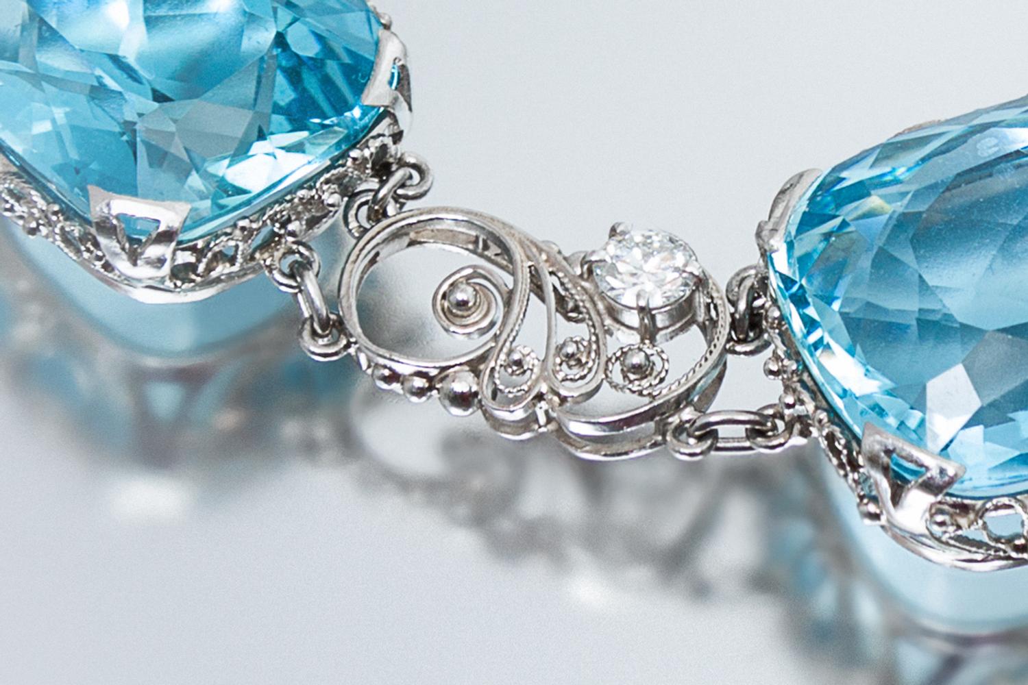 An Important Platinum, Aquamarine and Diamond Necklace, Tiffany & Co., Circa 1915, 55.90 dwts.