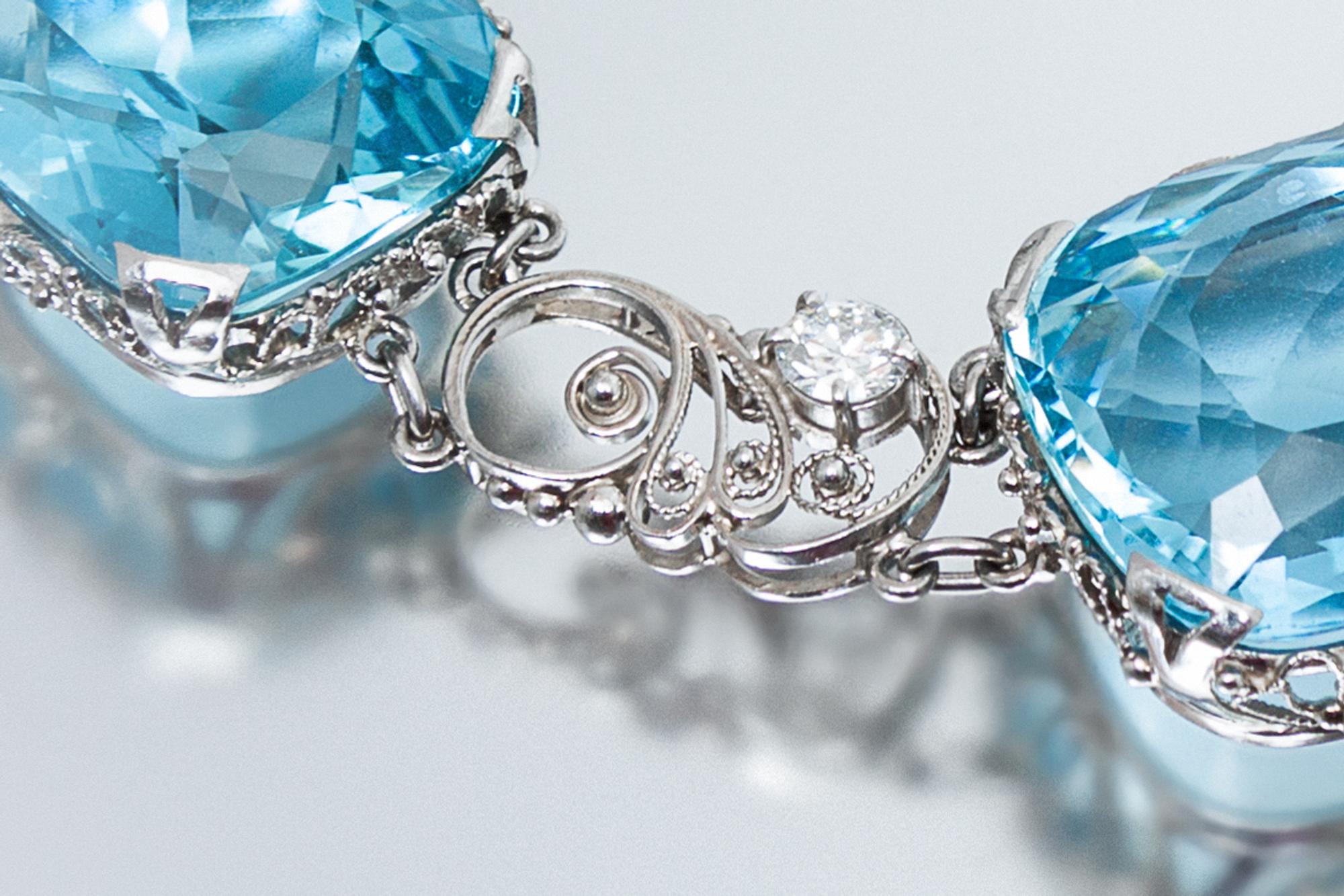 An Important Platinum, Aquamarine and Diamond Necklace, Tiffany & Co., Circa 1915, 55.90 dwts.