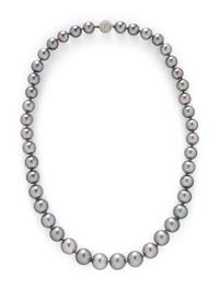 GRADUATED TAHITIAN CULTURED PEARL AND DIAMOND NECKLACE