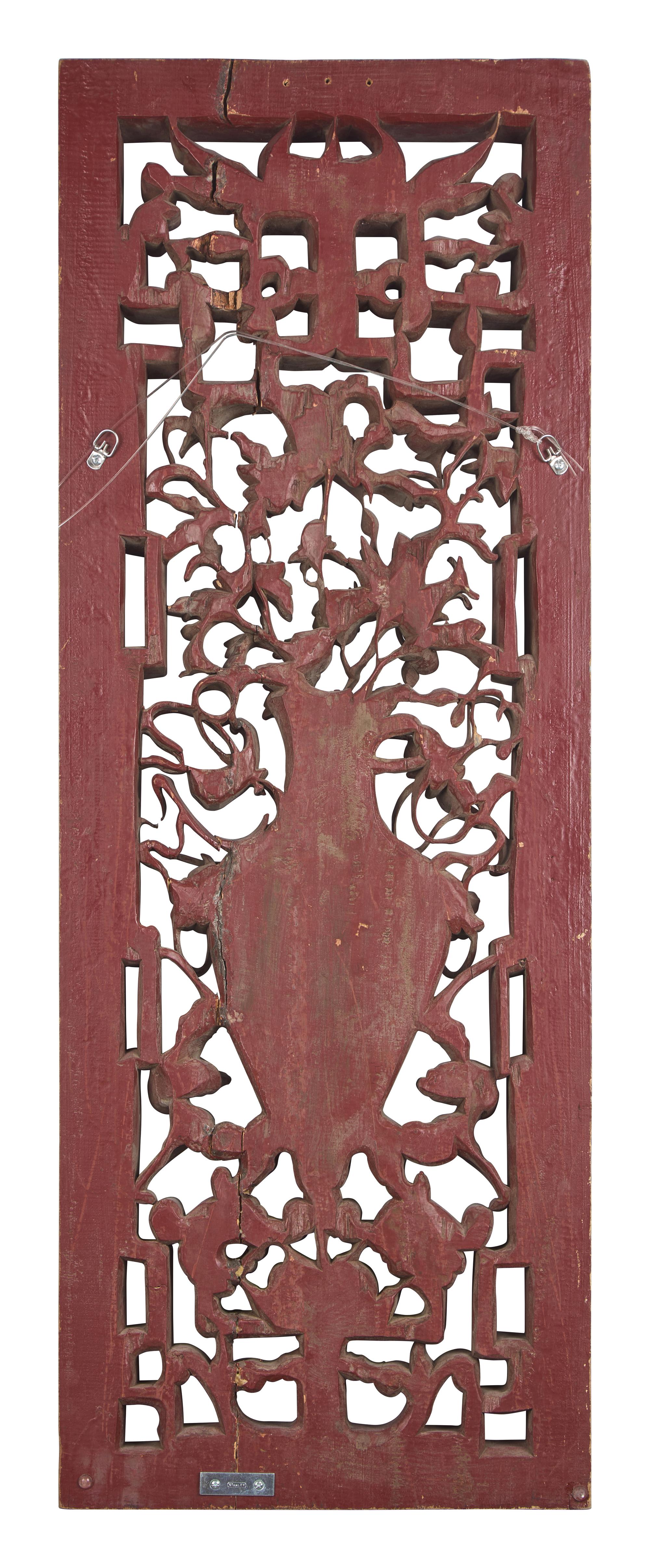 A Pair of Chinese Carved and Lacquered Wood Openwork Panels, Qing Dynasty 清 木雕花卉圖掛屏一對