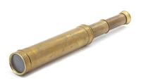 An English Brass Three-Draw Telescope Extended length 13 inches. — 19TH CENTURY