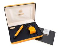 An Aurora Sole Limited Edition Fountain Pen and Ink Set