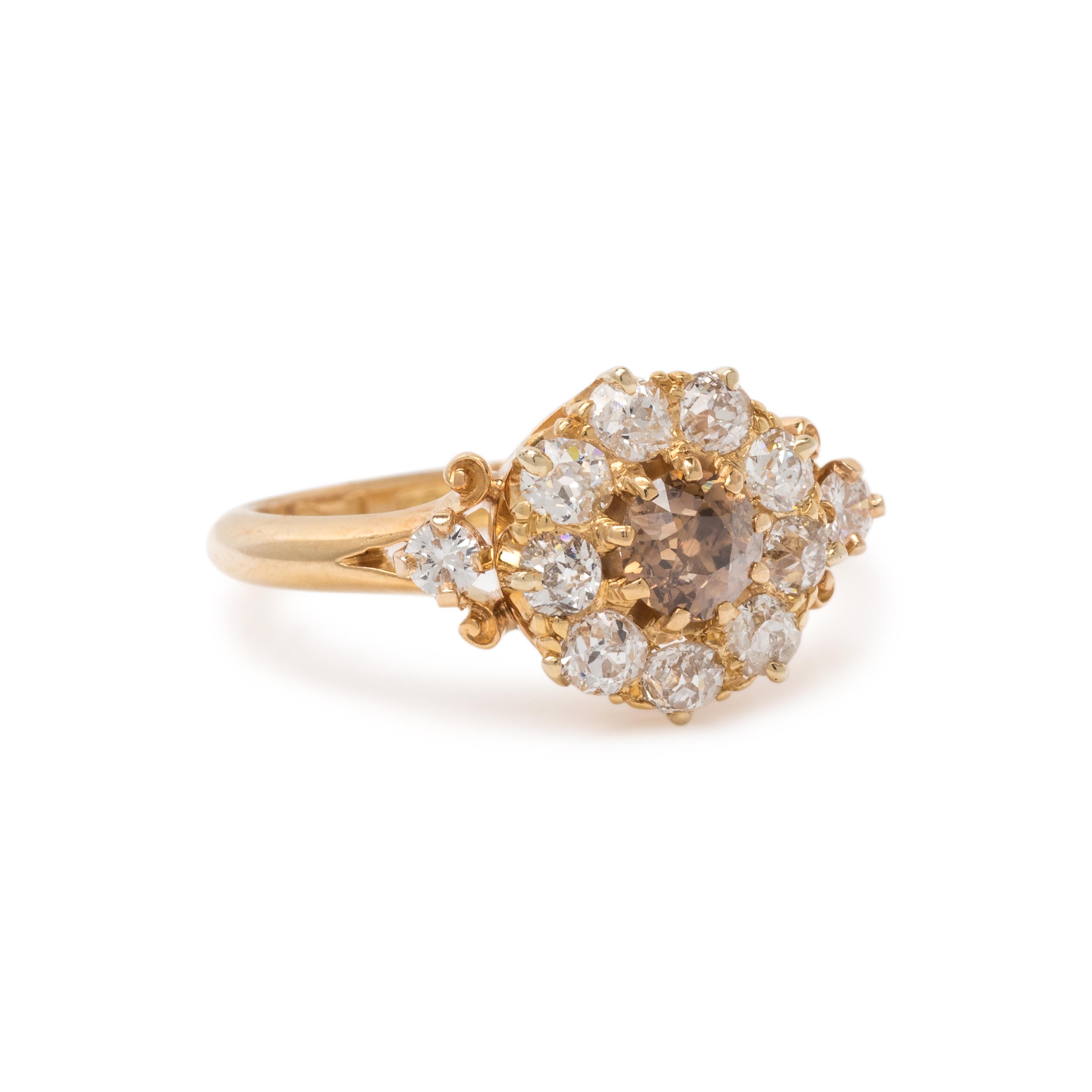 COLORED DIAMOND AND DIAMOND RING