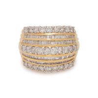 YELLOW GOLD AND DIAMOND RING